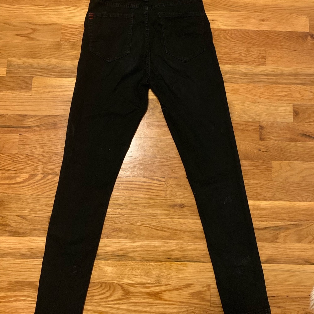 BDG High Rise ripped Twig jeans -black size 27